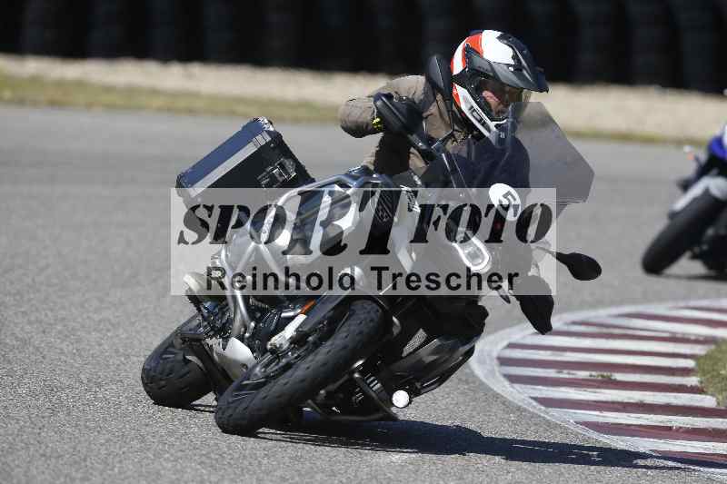 /01 02.04.2026 MAZ ADR/Gruppe rot/5